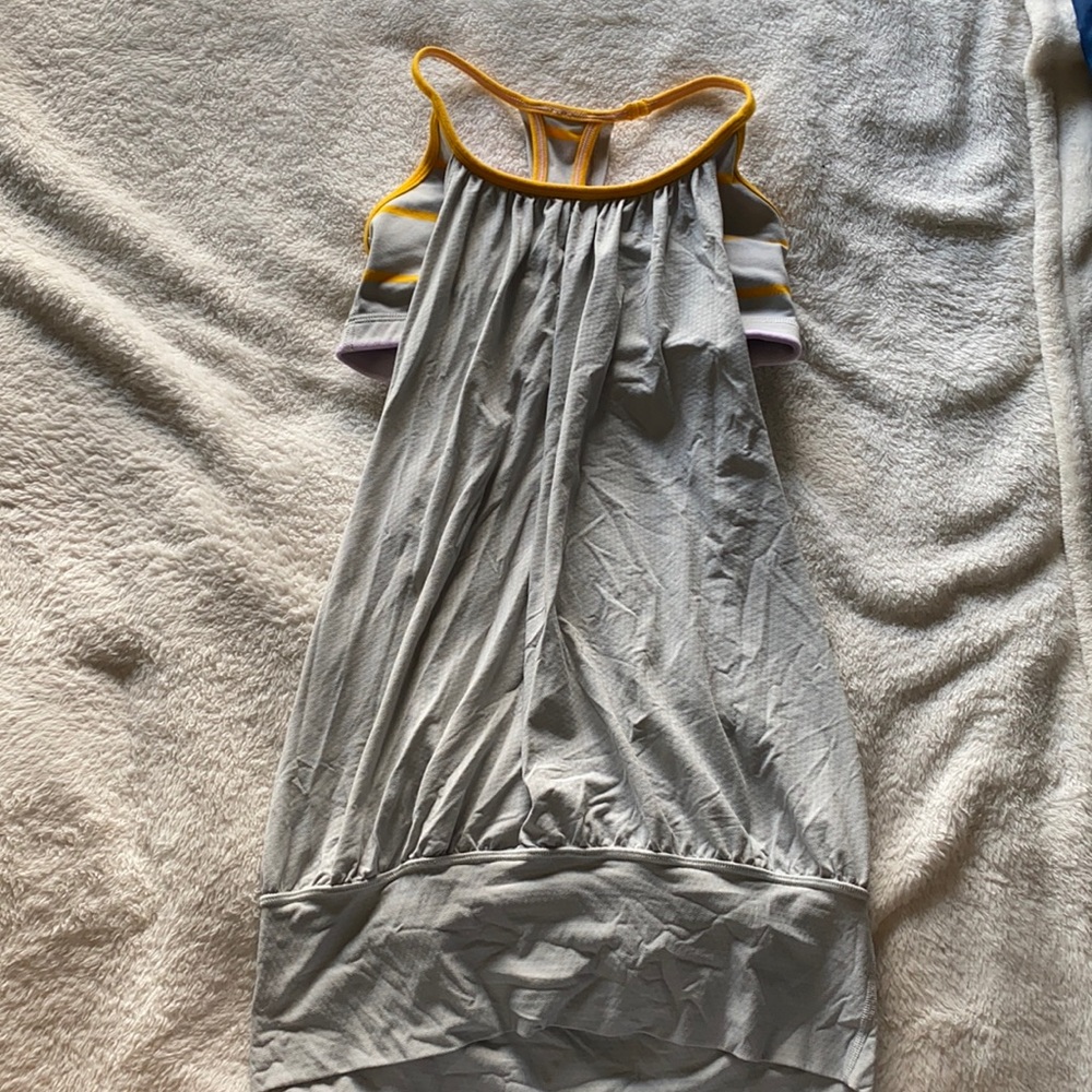 Lululemon tank top